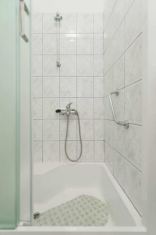 Apartment Kuzmanic 洛克瓦罗戈兹尼察 外观 照片
